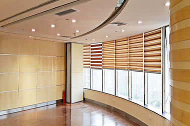Paredes de separação acústicas decorativas do MDF do escritório/sistemas móveis da parede de separação