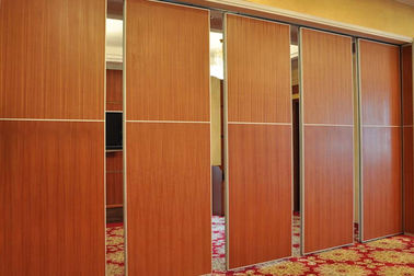 As paredes de separação de madeira de Salão do banquete interno padrão exprimem a isolação