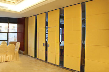 As paredes de separação de madeira de Salão do banquete interno padrão exprimem a isolação