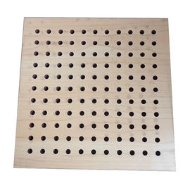 Placa de madeira da isolação de madeira perfurada à prova de som da fibra de vidro dos painéis acústicos