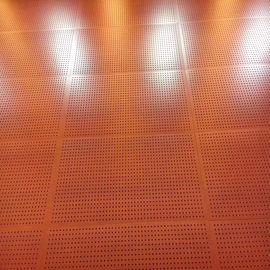 A coberta de parede perfurada acústica do teto da impermeabilização sadia embarca a laranja