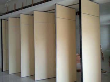Portas de madeira de dobramento da separação à prova de som acústica móvel do escritório 65 milímetros de espessura