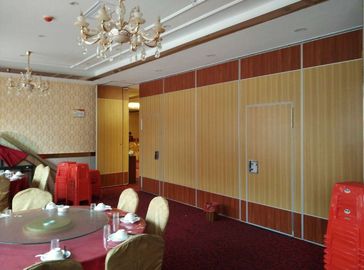 O MDF embarca o deslizamento de paredes de separação de dobramento/grandes divisores de sala móveis de salão