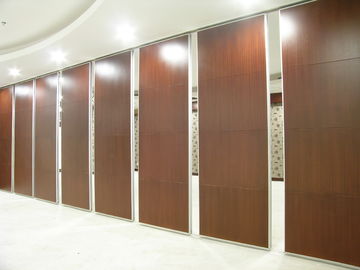 Divisores de sala acústicos de alumínio de madeira comerciais/separações de dobramento painel do escritório