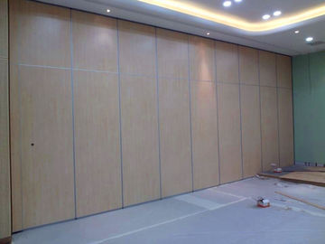 Parede de separação acústica do Gym da placa da melamina/paredes de dobramento à prova de som do salão de baile
