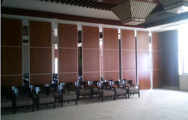 Melamina de dobramento ISO9001 terminado tela das paredes de separação de Salão do banquete do hotel