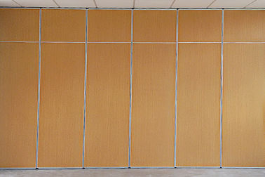 Banquet a separação de madeira móvel acústica da sala de Salão/o deslizamento da parede de separação sadia da prova