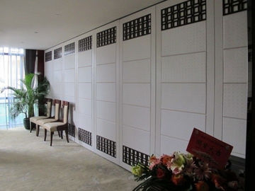As paredes de separação acústicas de Salão do banquete do hotel que ajardinam o couro terminam ISO 9001