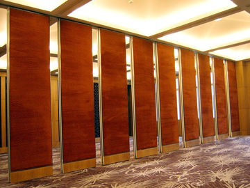 Divisores de sala acústicos portáteis dos perfis de alumínio para a espessura 65mm do painel da sala de conferências