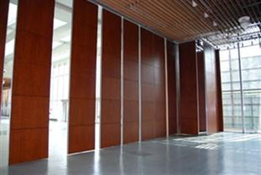 Paredes de separação da sala de reunião da porta deslizante do painel 65mm/divisores de sala à prova de som de dobramento
