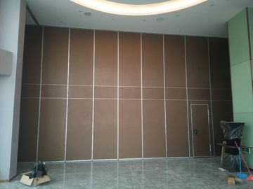 Portas deslizantes acústicas de parede de separação do projeto de madeira interior para o auditório/banquete Salão
