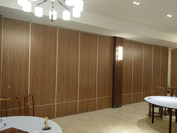 Escritório de madeira material da prova sadia que desliza paredes de separação para a sala de conferências