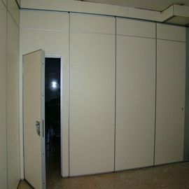 Fazendo isolamento sonoro a parede dobrável que desliza o painel da separação da porta de dobradura com porta de acesso