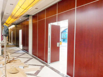 Altura de dobramento da parede de separação menos de 6m da mobília comercial de madeira interior