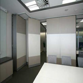 Parede de separação de suspensão superior do escritório da superfície da melamina de 65mm/paredes móveis acústicas