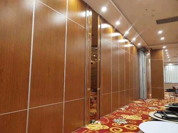 Sistema de suspensão superior moderno que desliza separações de dobramento de Salão da parede/banquete