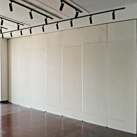Paredes de separação móveis de dobramento deslizantes operáveis da porta de madeira dos interiores para a sala de reunião de Salão do banquete