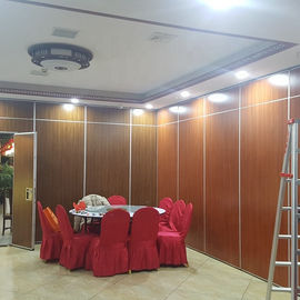 Banquete Salão que desliza o peso acústico de dobramento do painel de parede da separação 25-35 quilogramas