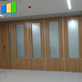 Quadro de alumínio de dobramento de madeira das paredes de separação da sala de aula com vidro geado moderado