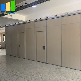 Divisores de sala acústicos de dobramento da tela do metal que deslizam o quadro de alumínio da porta da separação para a mesquita