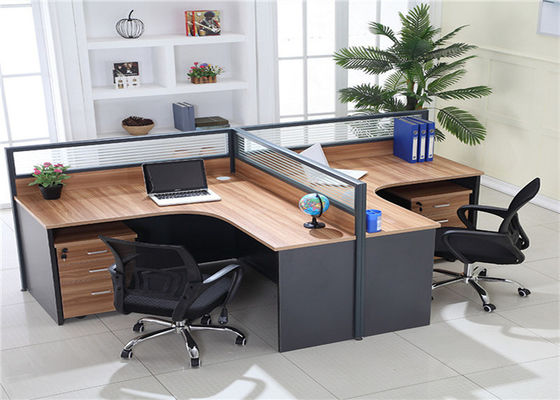 Tipo moderno estação de trabalho do escritório de Seater da tabela 4 do escritório do compartimento de Mesh Office Chair With Wheels do painel do MFC