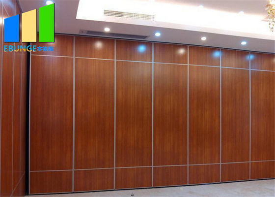 Sistema móvel surgido de madeira acústico da separação da parede de Convention Center
