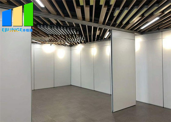 Sistema de suspensão Romovable acústico que desliza paredes de separação de dobramento do escritório