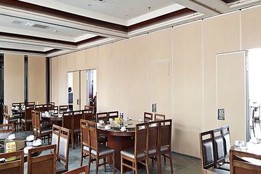 Divisor de sala de dobramento de madeira acústico da tela para o restaurante decorativo