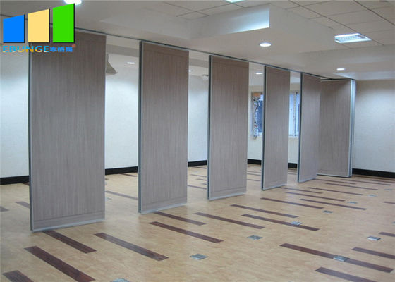 Painel de parede divisória móvel de alumínio personalizado para altura 15 M Max 600-1200 mm