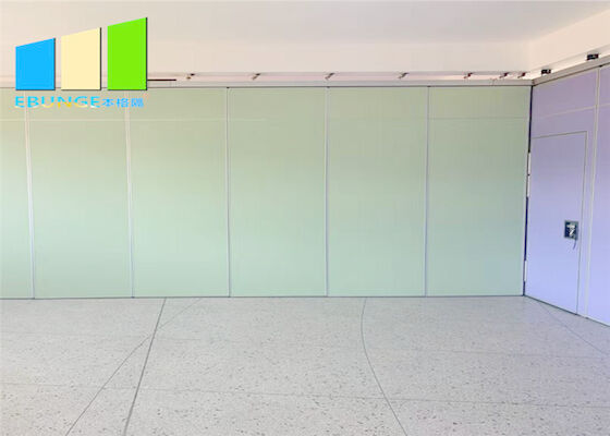 Paredes divisórias dobráveis de estrutura de alumínio Paredes divisórias móveis para gestão flexível do espaço