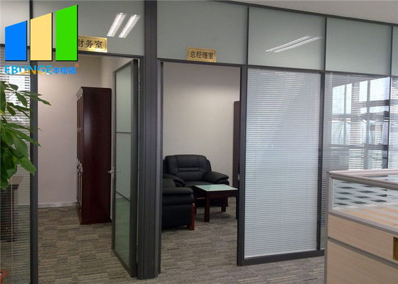Os divisores de sala completos da altura fixaram a parede removível à prova de som do escritório da separação de vidro