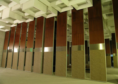 Parede de separação de madeira da exposição da tela, paredes de separação operáveis de dobramento